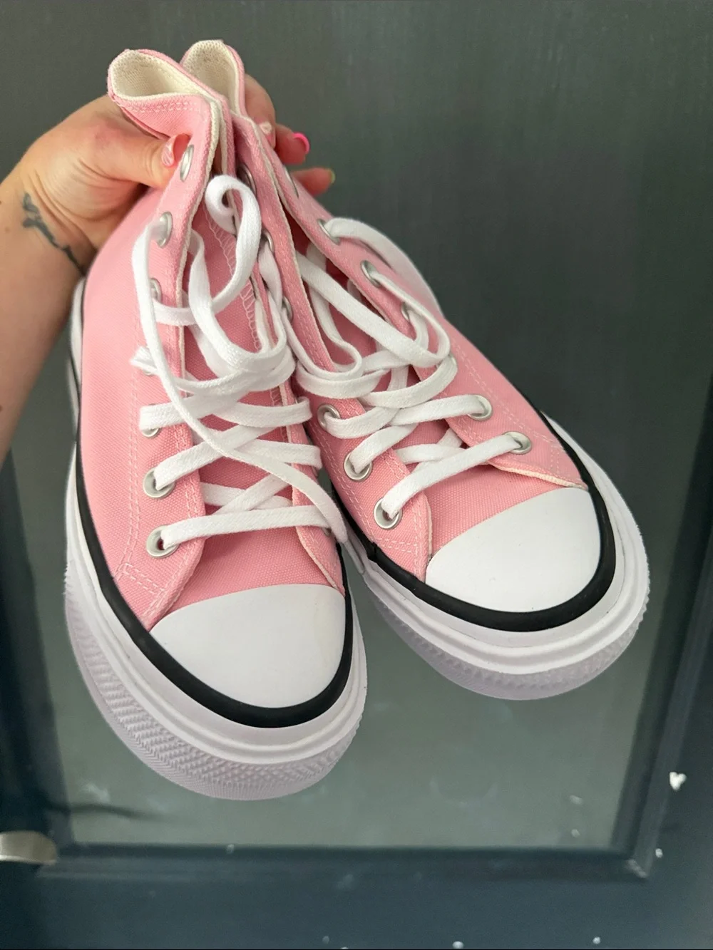 Converse worn once